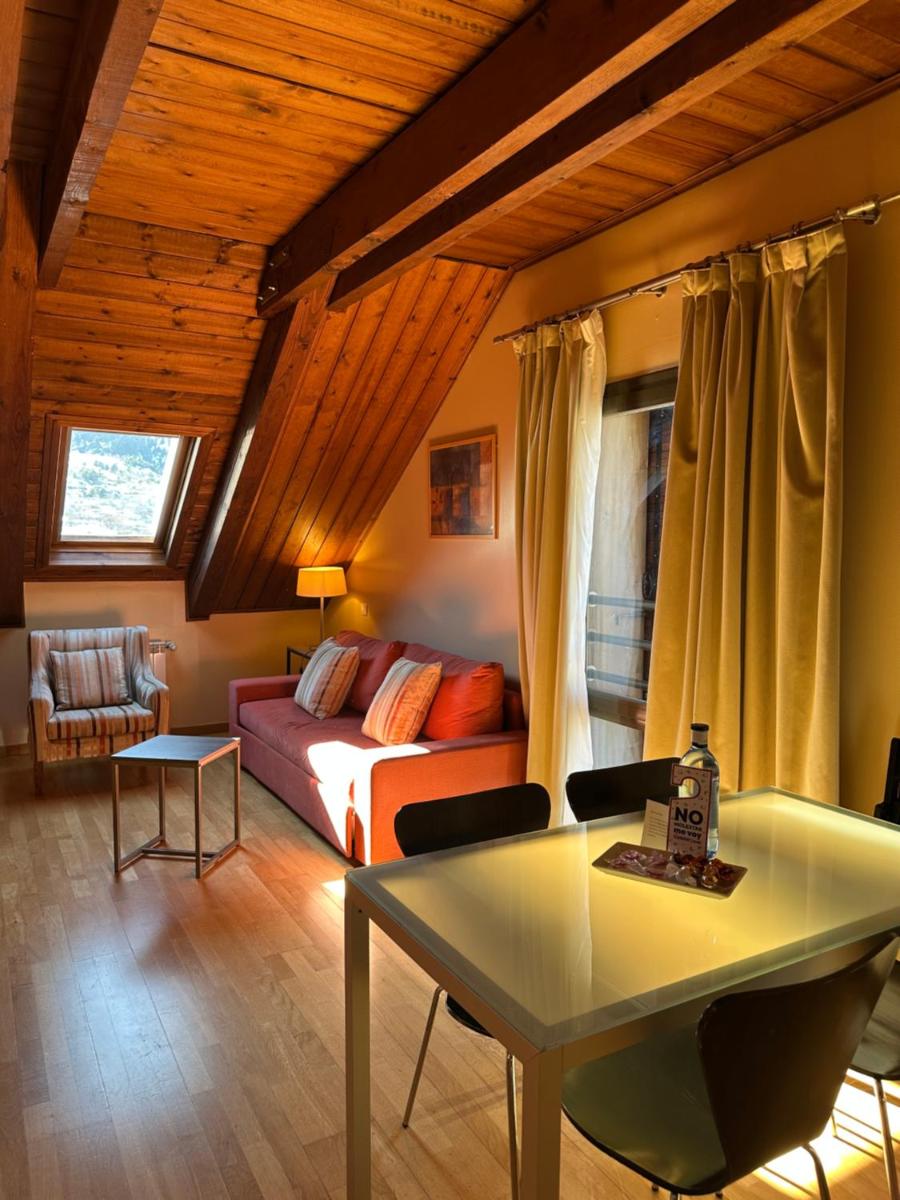 Zona de estar de Aparthotel Siente Boí & SPA