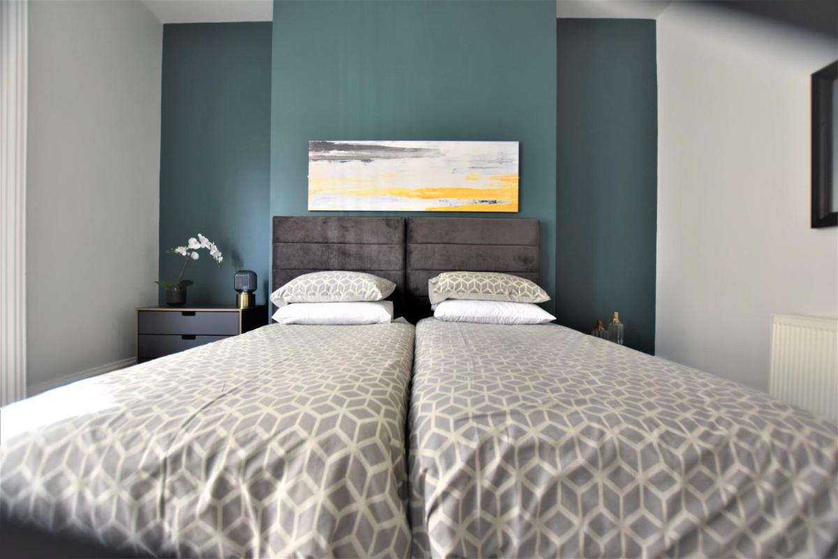 Dwell Living Argyle Square - Housity