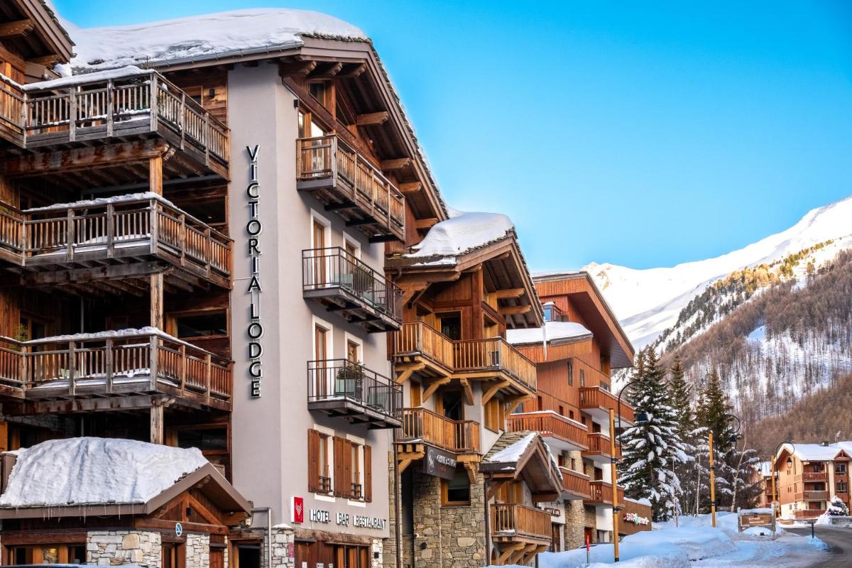 Vue générale sur la montagne ou vue sur la montagne depuis l'hôtel