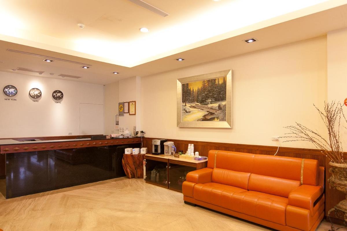 Mucha Boutique Hotel - Housity