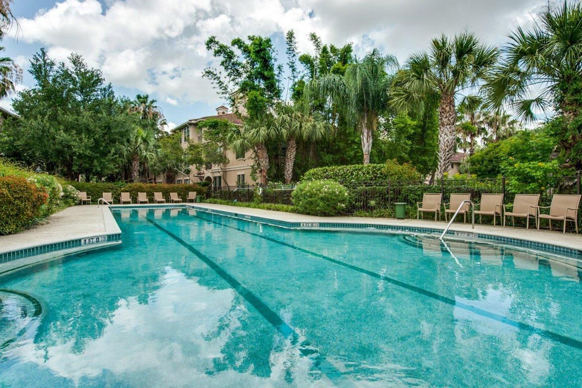 Luxury Fully Furnished Apartments by NASA and Kemah Boardwalk - Housity