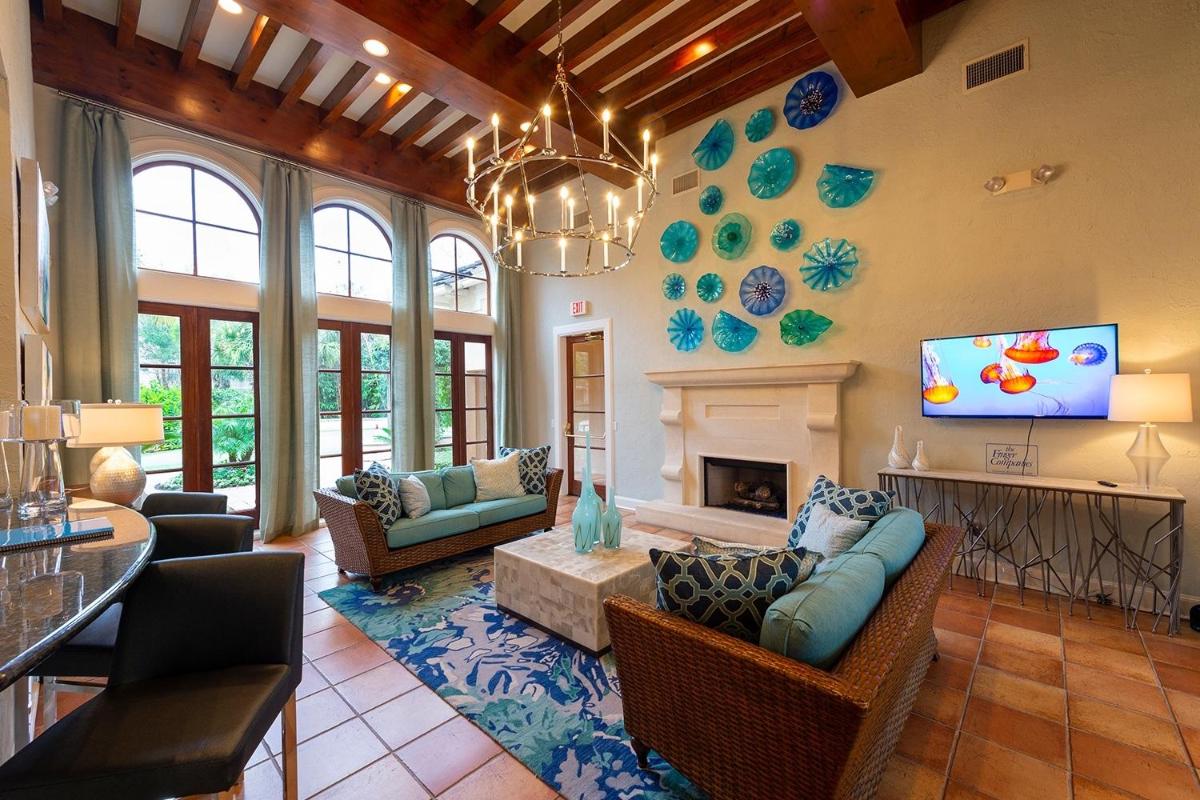 Luxury Fully Furnished Apartments by NASA and Kemah Boardwalk - Housity