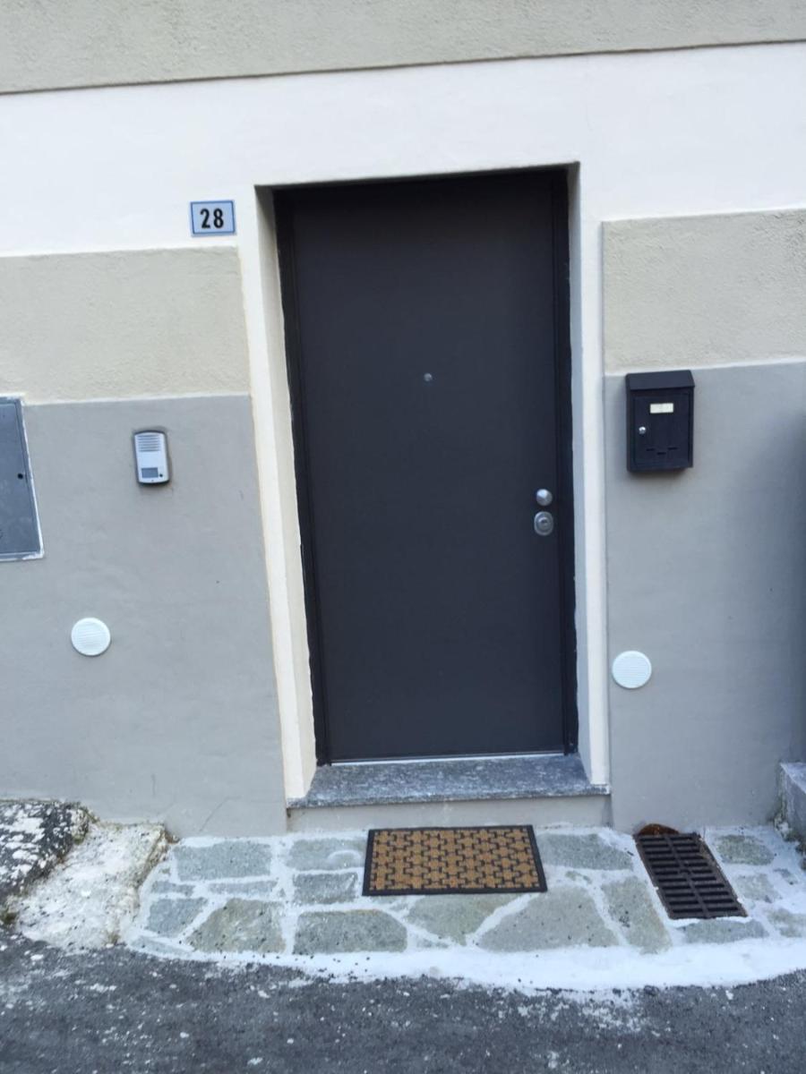 Elle's House - Housity