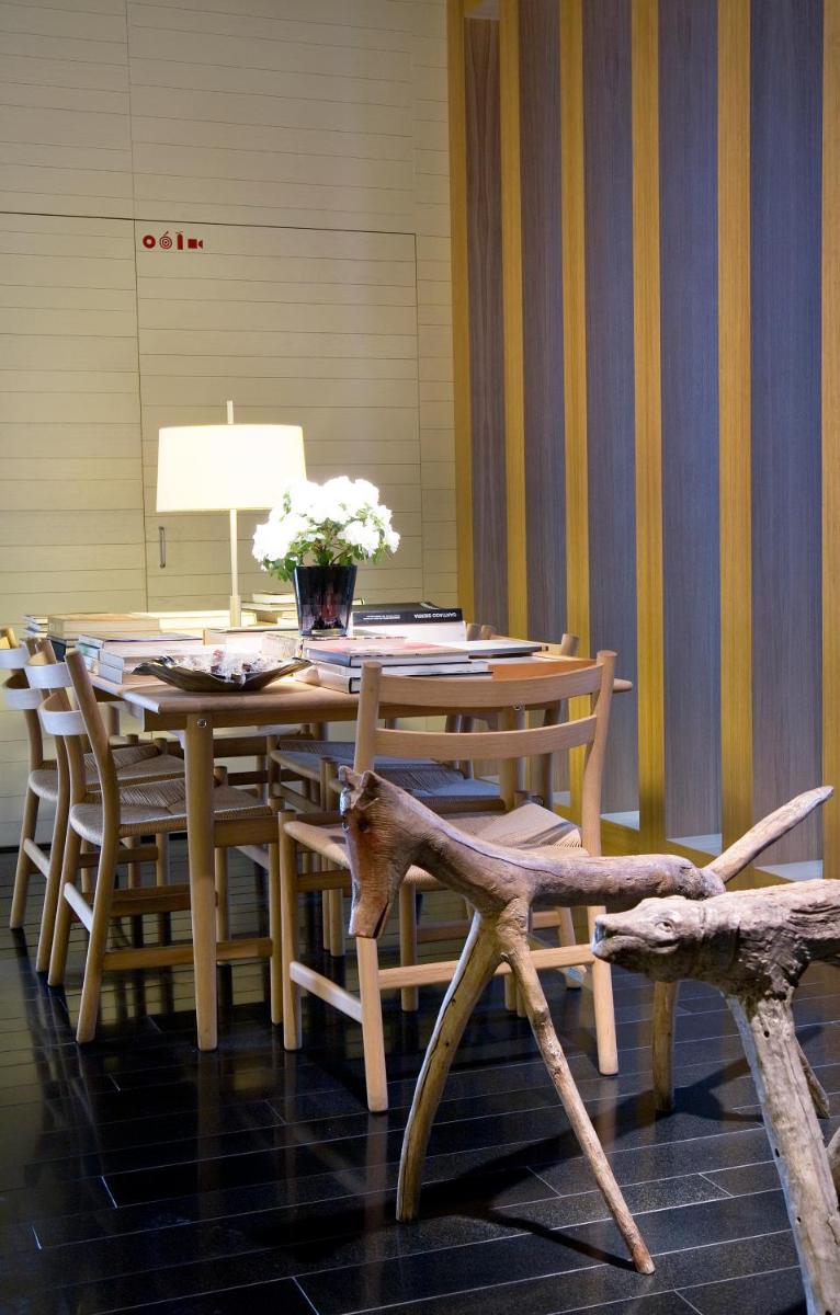 Un restaurante o sitio para comer en Atrio