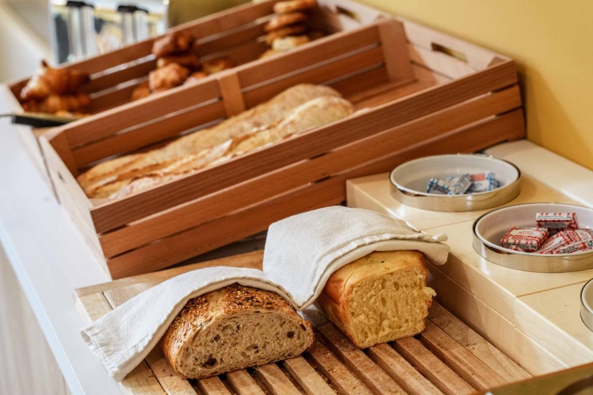 Nourriture dans l'hôtel ou à proximité
