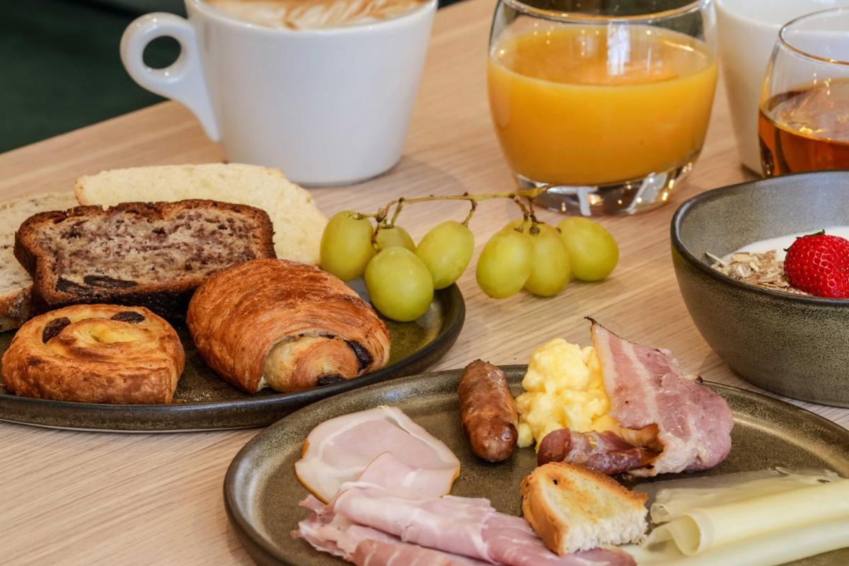 Nourriture dans l'hôtel ou à proximité