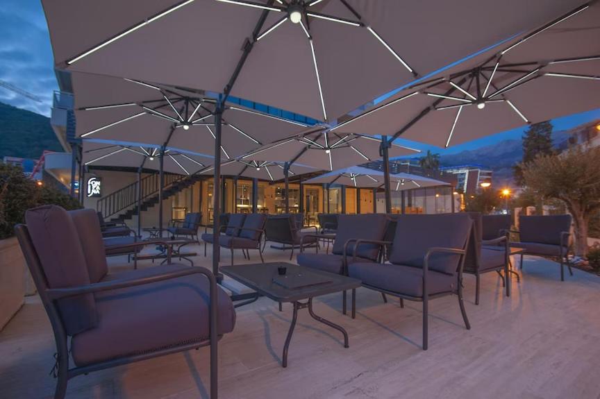 Blue Marlin Apartments - Housity