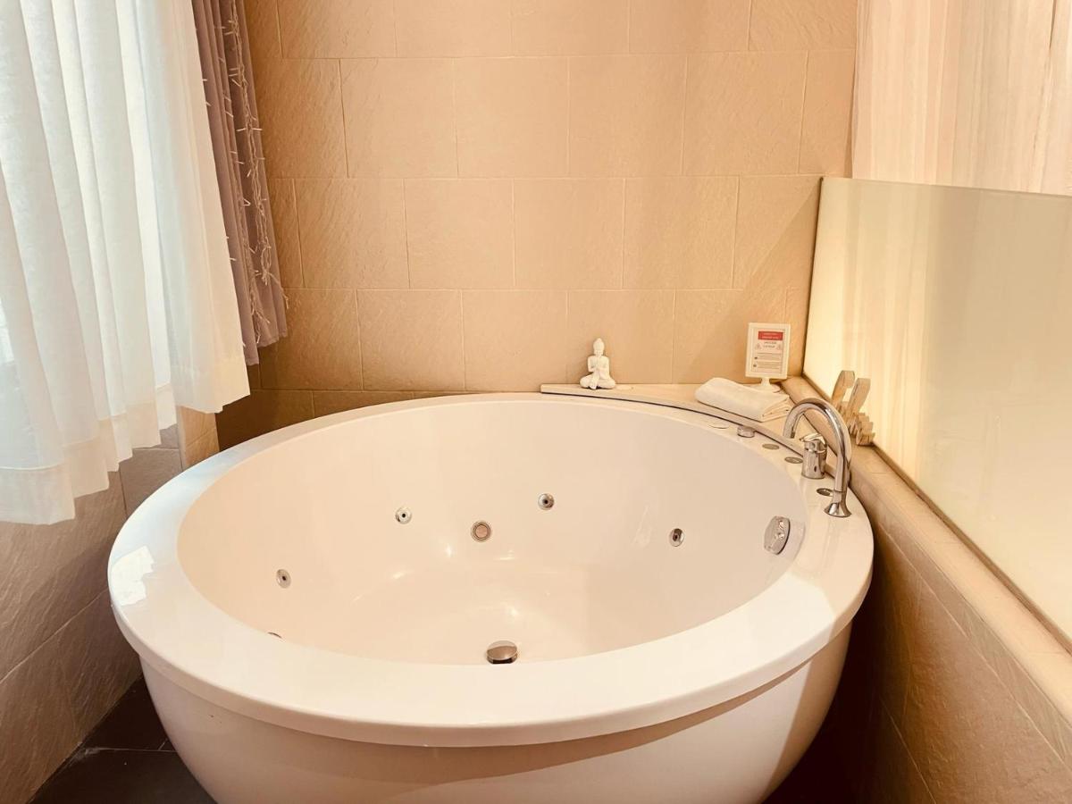 Un baño de Nastasi Hotel & Spa