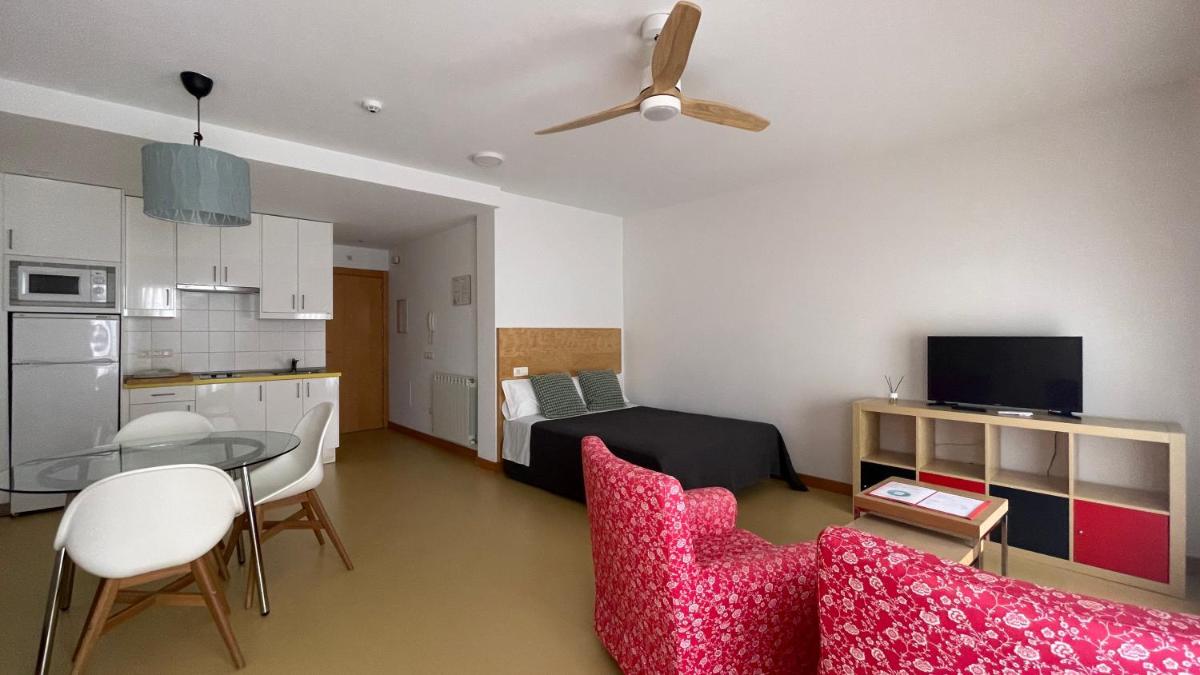 Apartamentos Real Alfoli - Housity