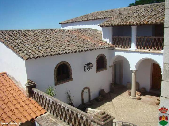 Hostal El Camionero - Housity