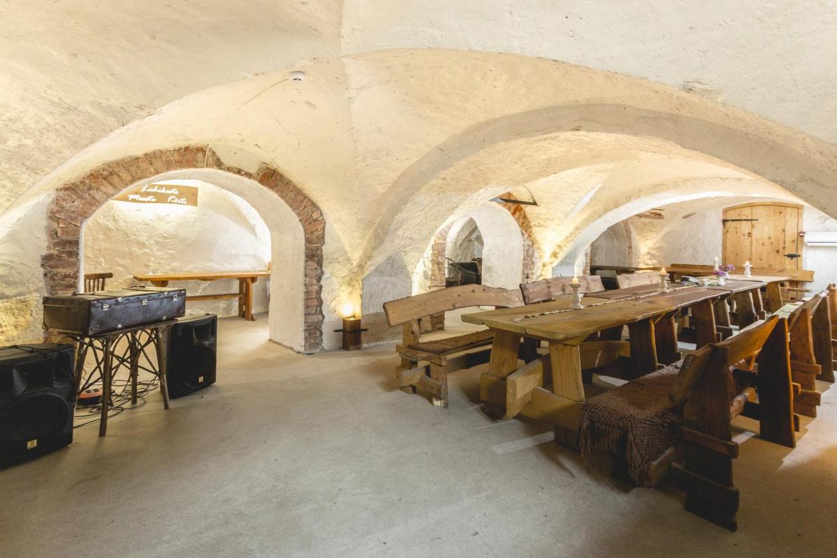 Guesthouse Kadrina Mõis - Housity