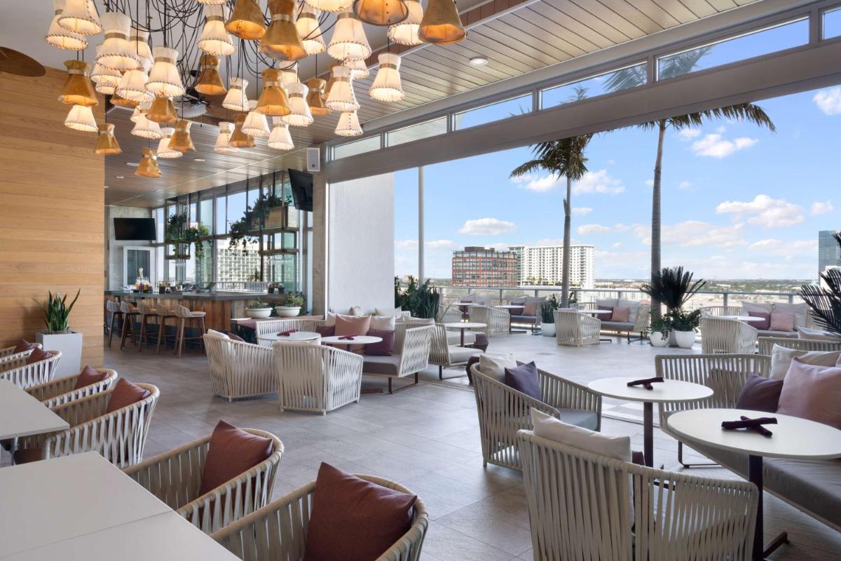 Canopy West Palm Beach - Downtown - Housity