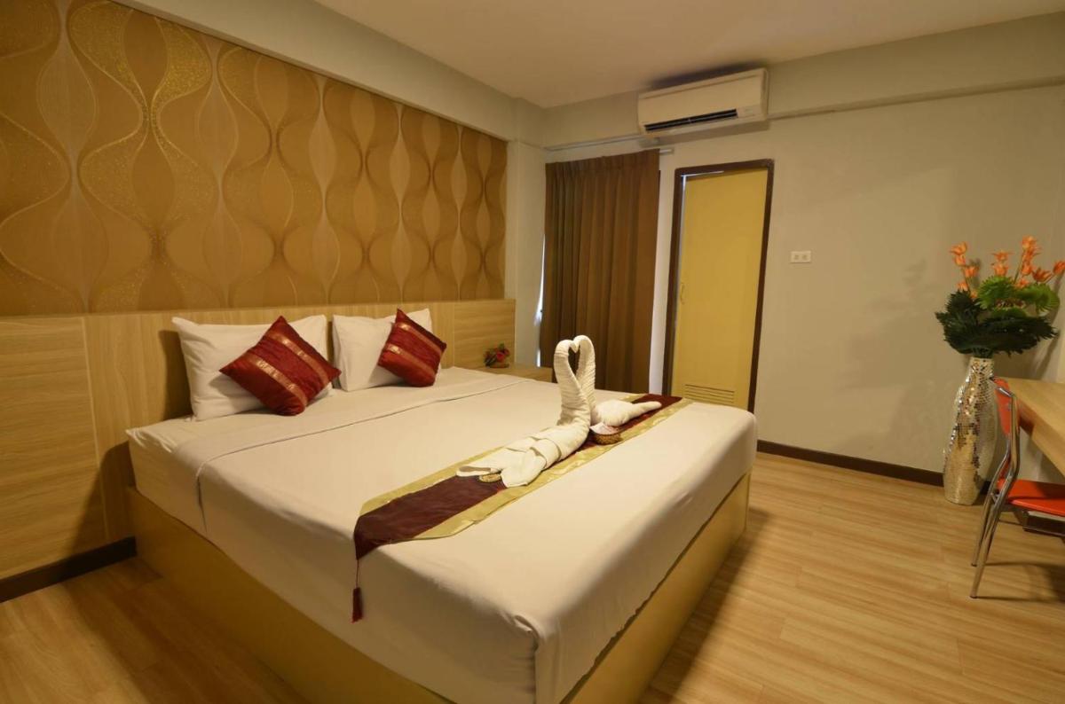 Station 203 Hotel - Housity