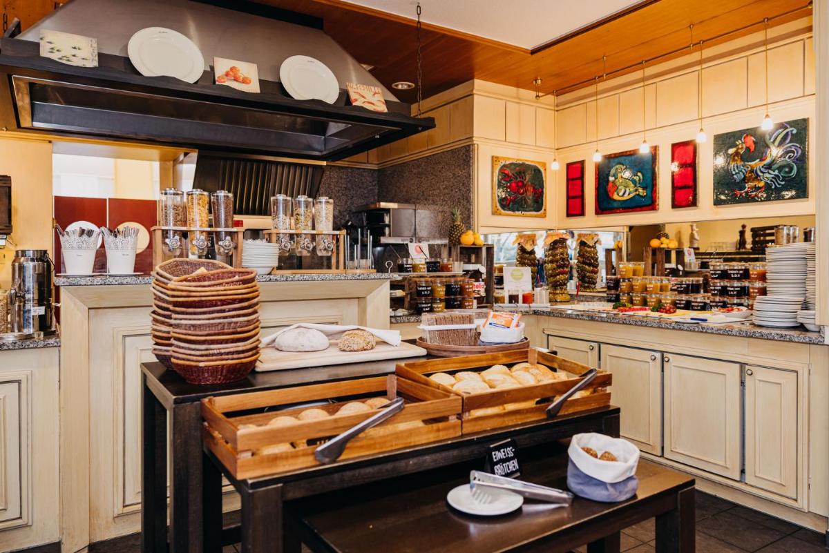 NP Hotel Ullrich - Housity