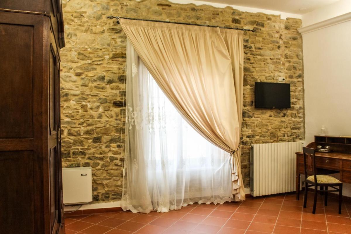 Castel di Pietra - Housity