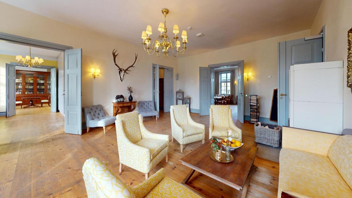 Peter's Resort - Housity