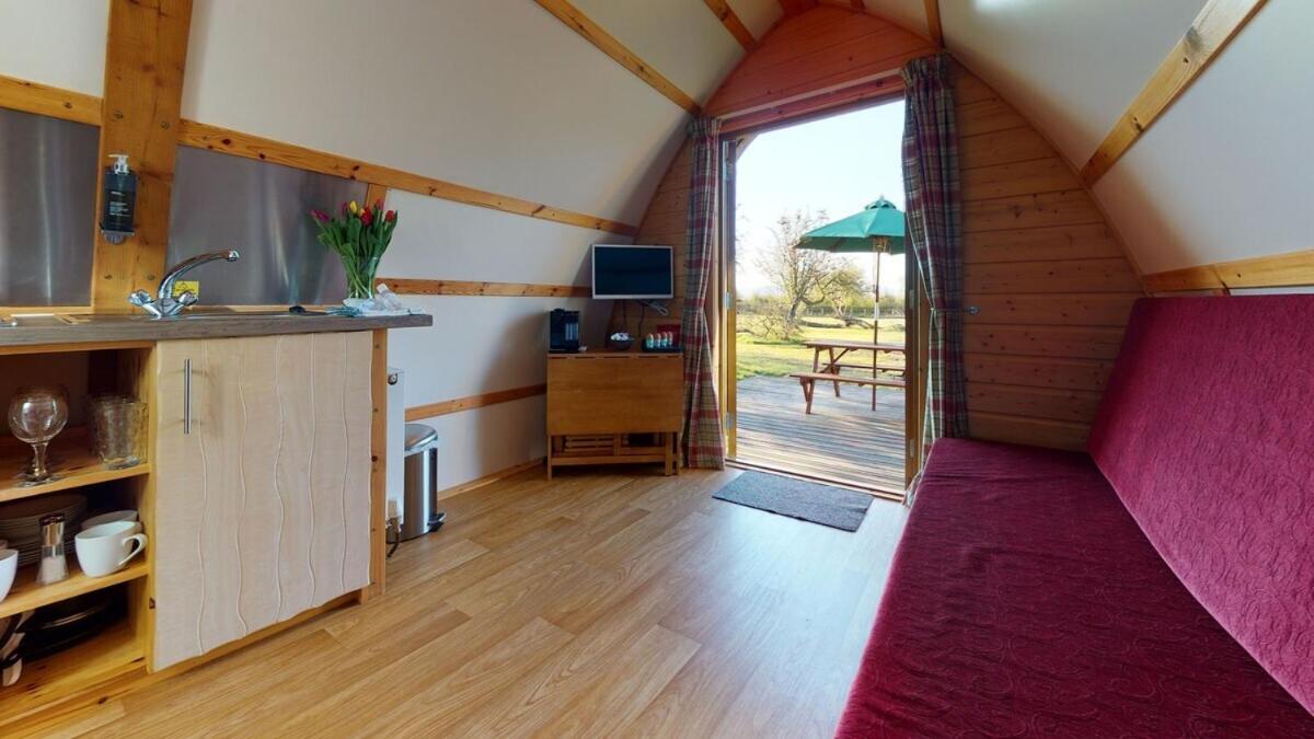 Hill Farm and Orchard - Housity