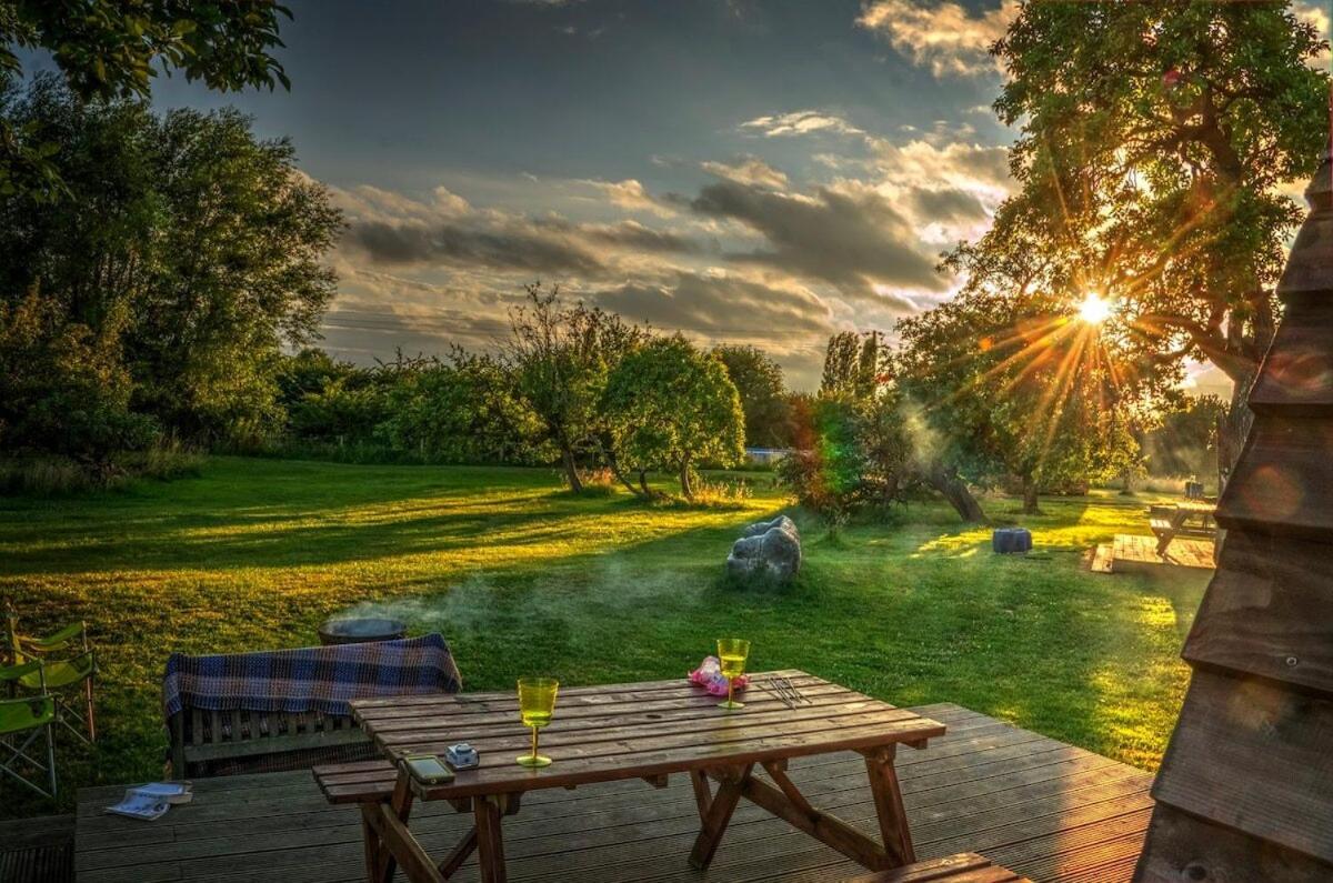 Hill Farm and Orchard - Housity