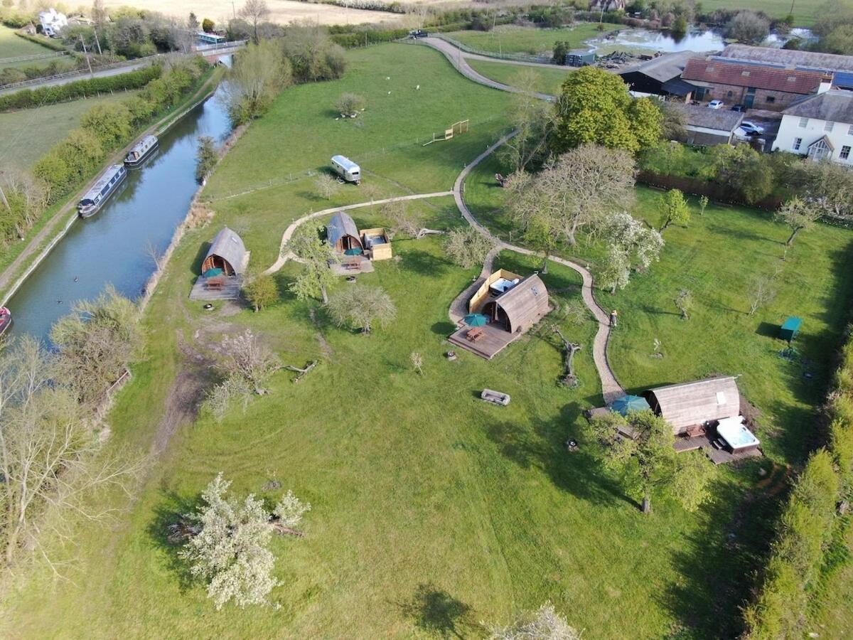Hill Farm and Orchard - Housity