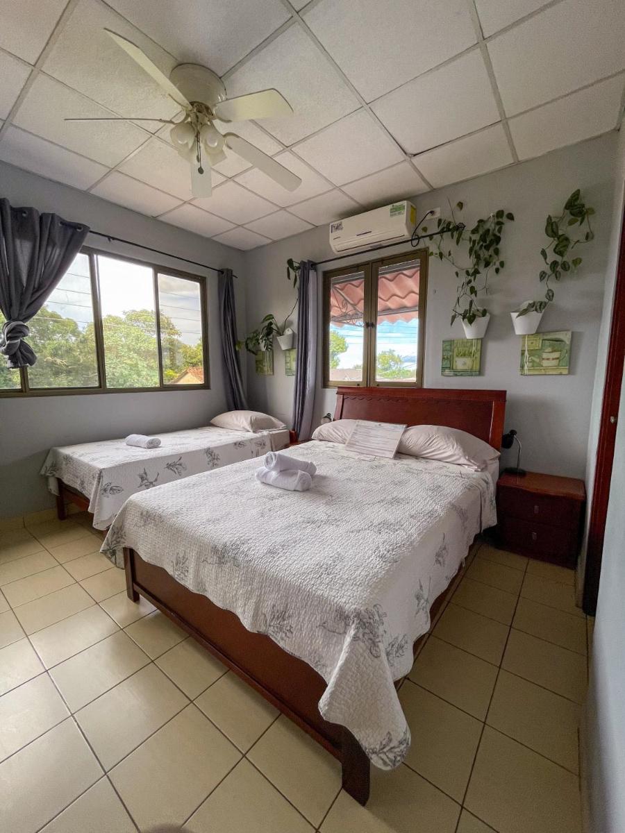 Hostel Kimmell / Hostal Familiar La Casita De Los Kimmell - Housity