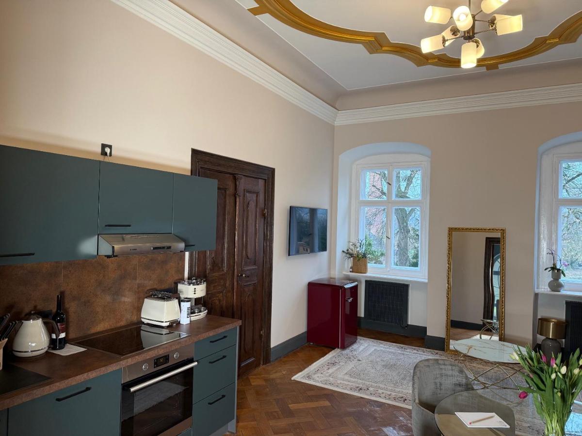 Schloss Zingst - Housity