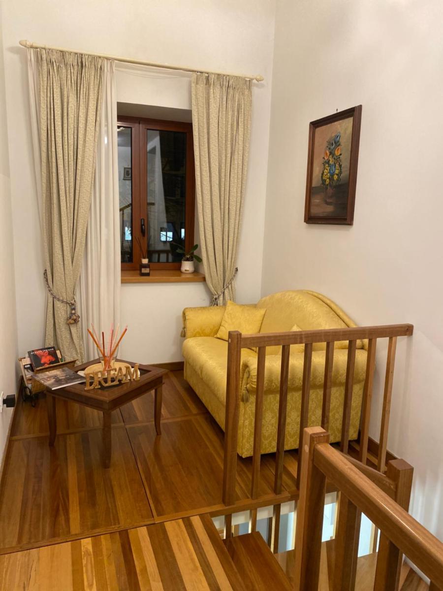 Serena Rooms - Housity