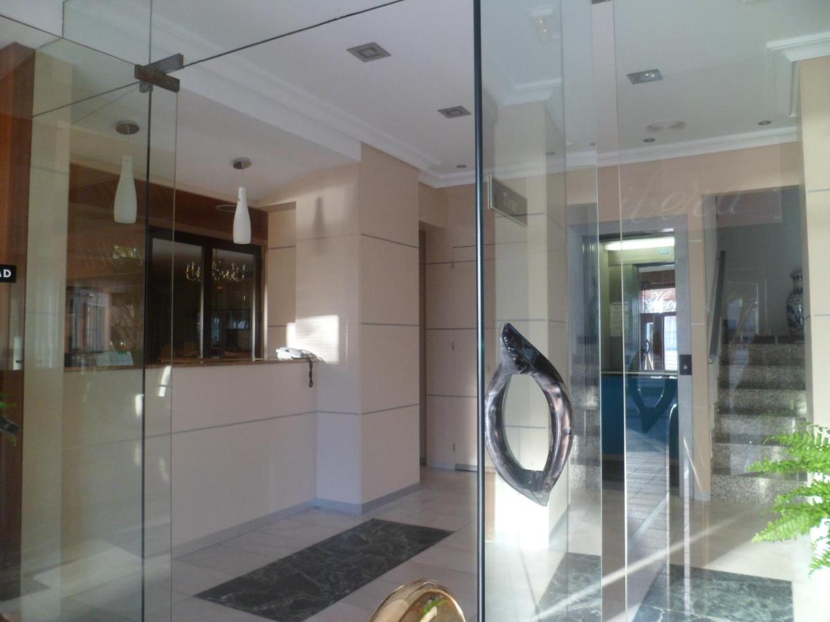 Hotel Ribera - Housity