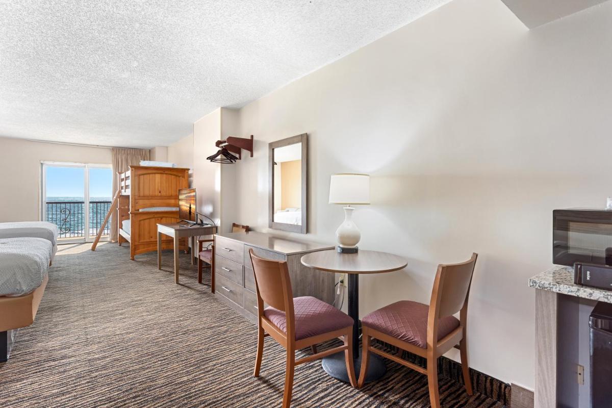 Americana Motor Inn on Boardwalk - Housity