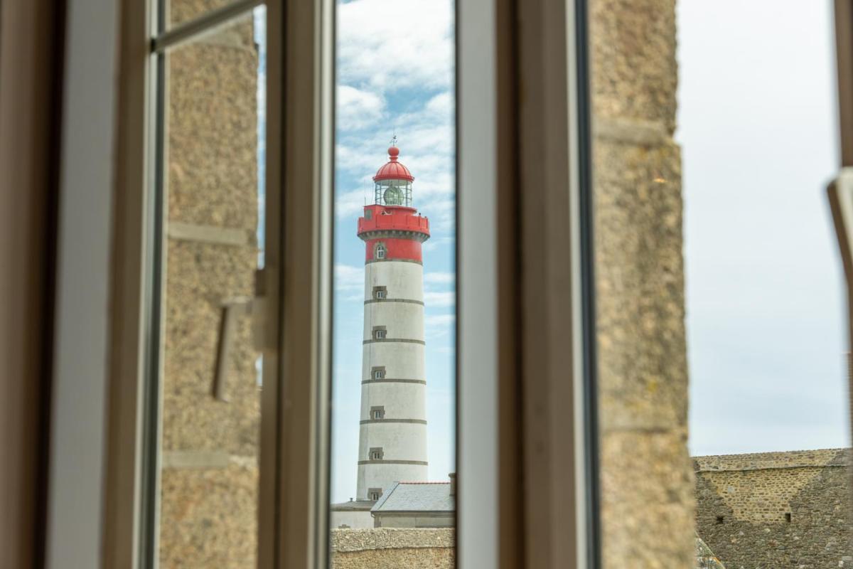 Photo de la galerie de l'établissement Hostellerie de la Pointe Saint-Mathieu - SPA & Restaurant, à Plougonvelin