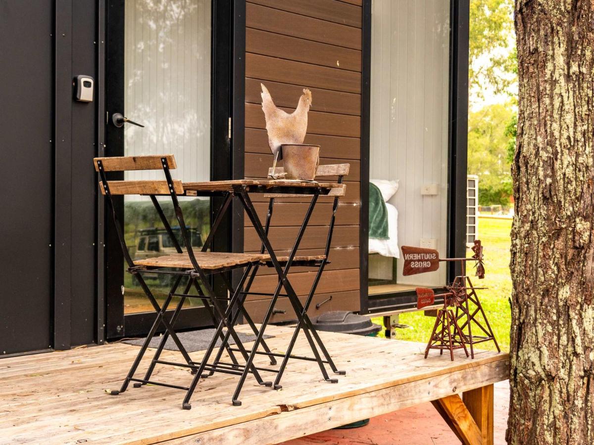5 Acre Retreat Jimboomba by Tiny Away - Housity