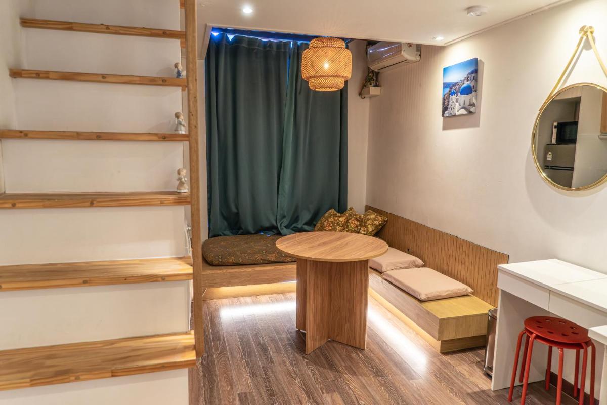 Myeongdong Artmonstay - Housity