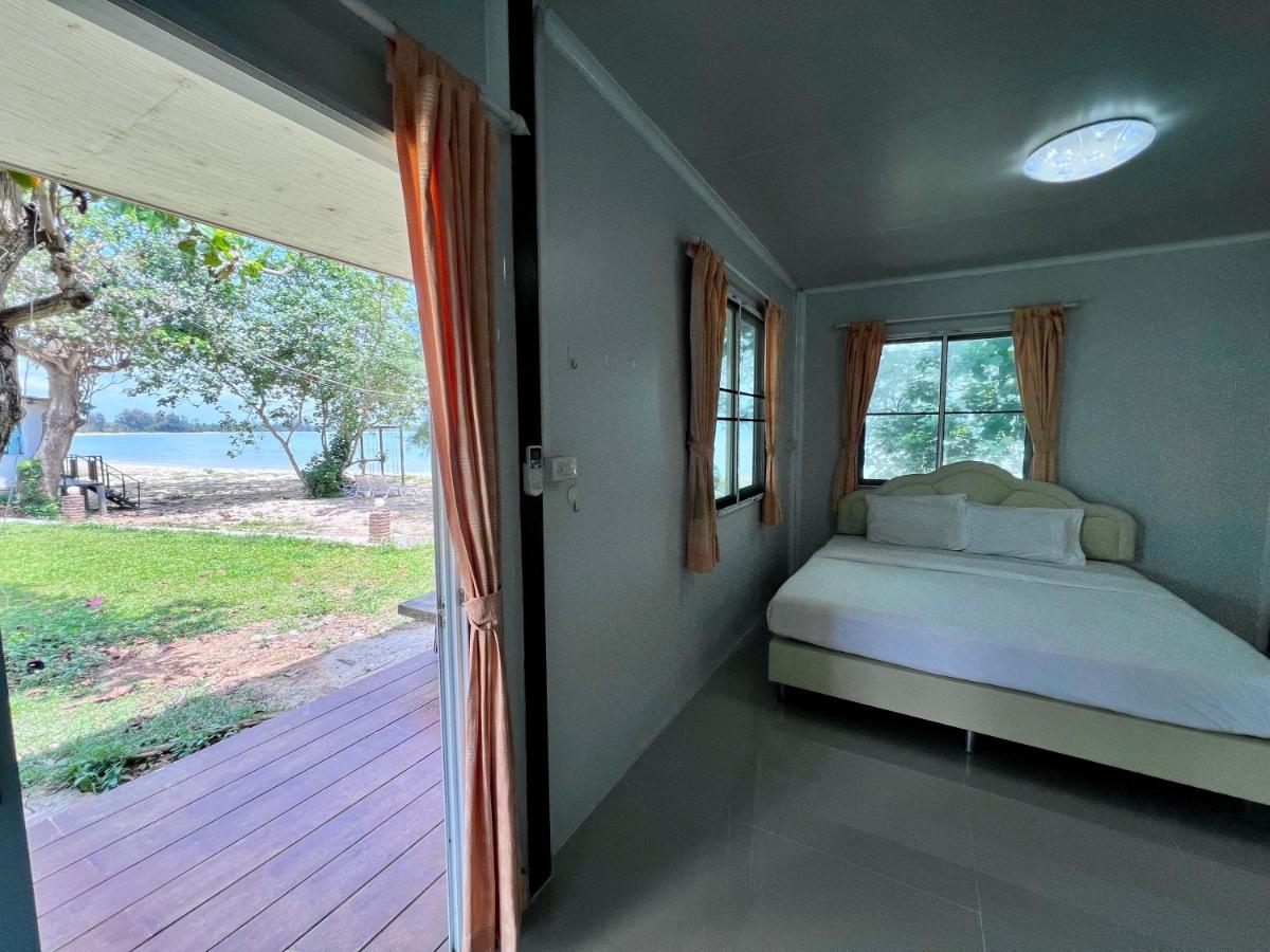 พายเนอรี รีสอร์ท @แหล่มแท่น (Pinery Resort) - Housity