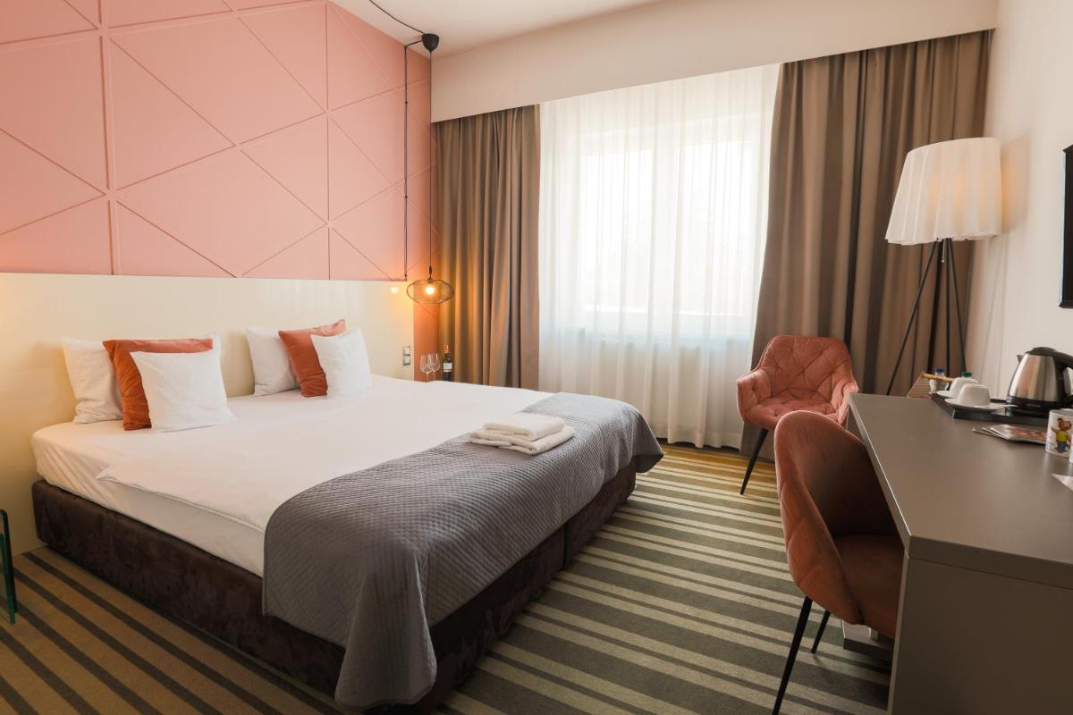 NoBo Hotel - business - Housity