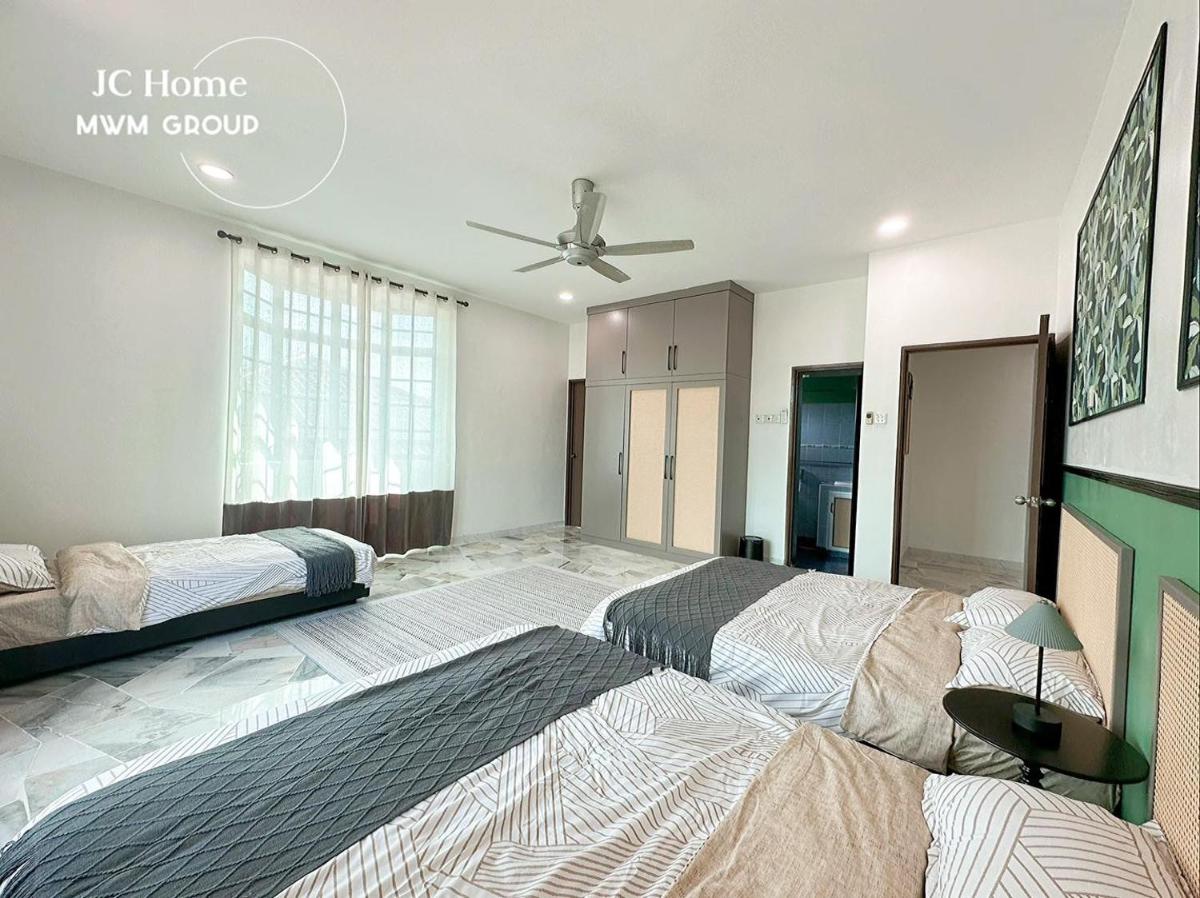 NanYang Style Kluang Holiday Suites - Housity