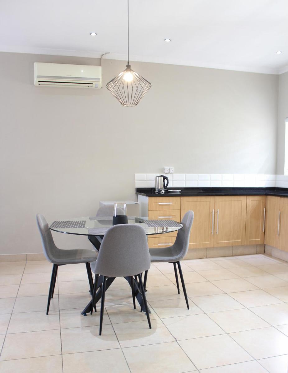 Bella Nova Guest House and Apartments - Housity