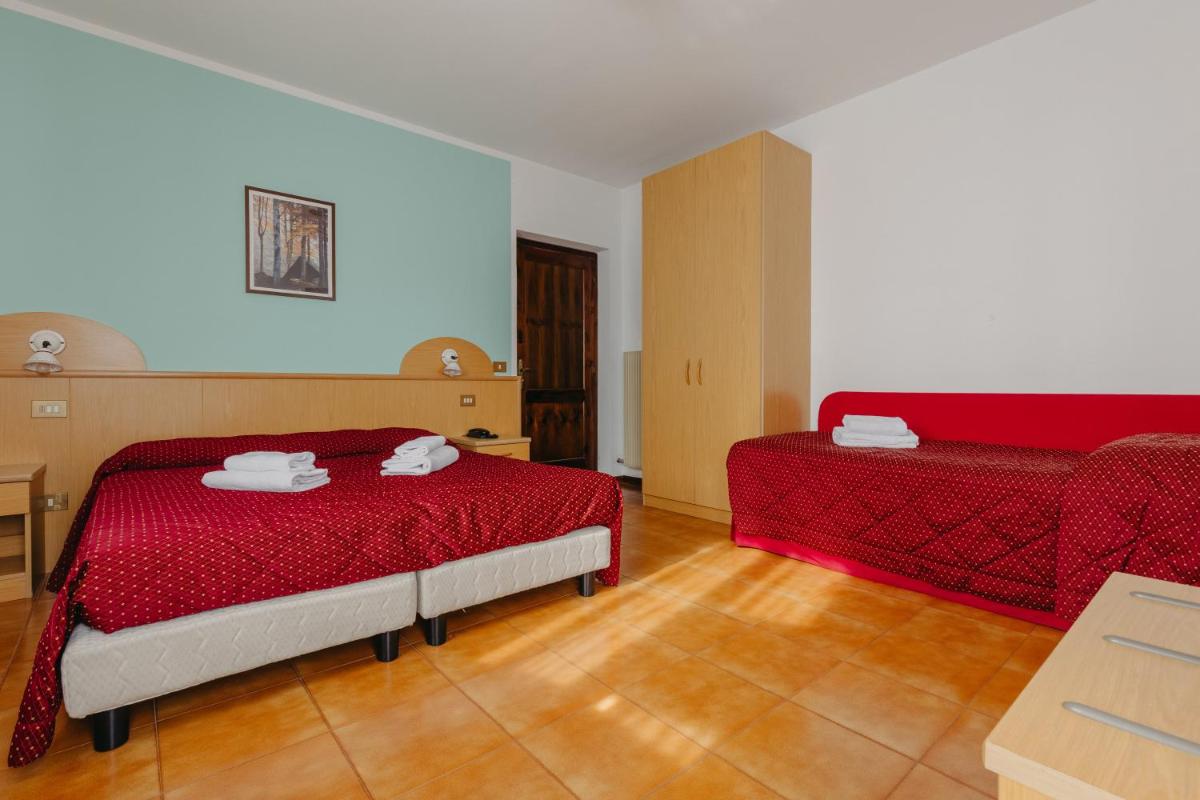 Hotel Spera - Housity