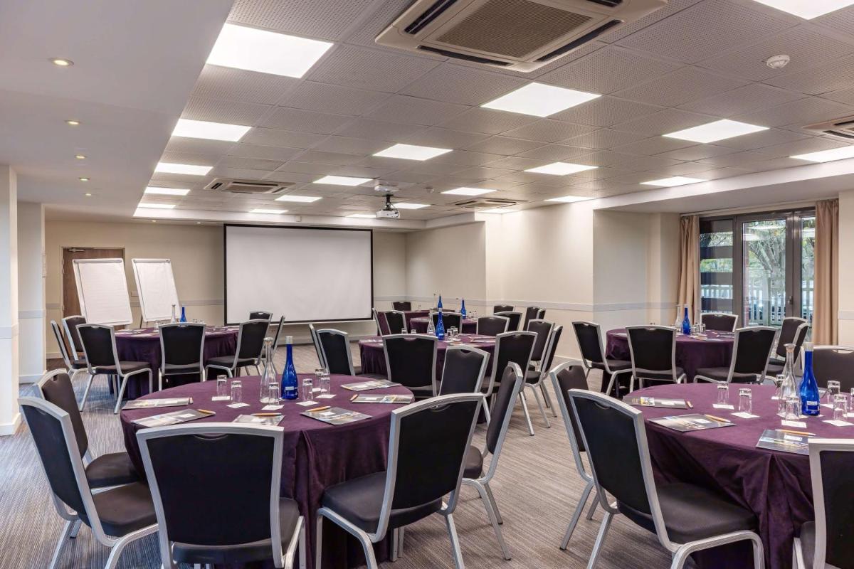 Espace de conférence ou salle de réunion dans l'établissement Le Relais de La Malmaison, a member of Radisson Individuals