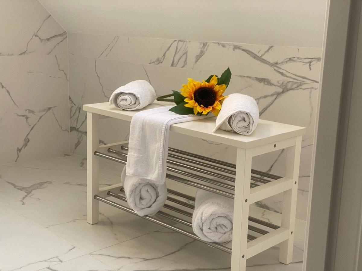 YBH Villa Valentina - Apartamentos Turísticos - Housity