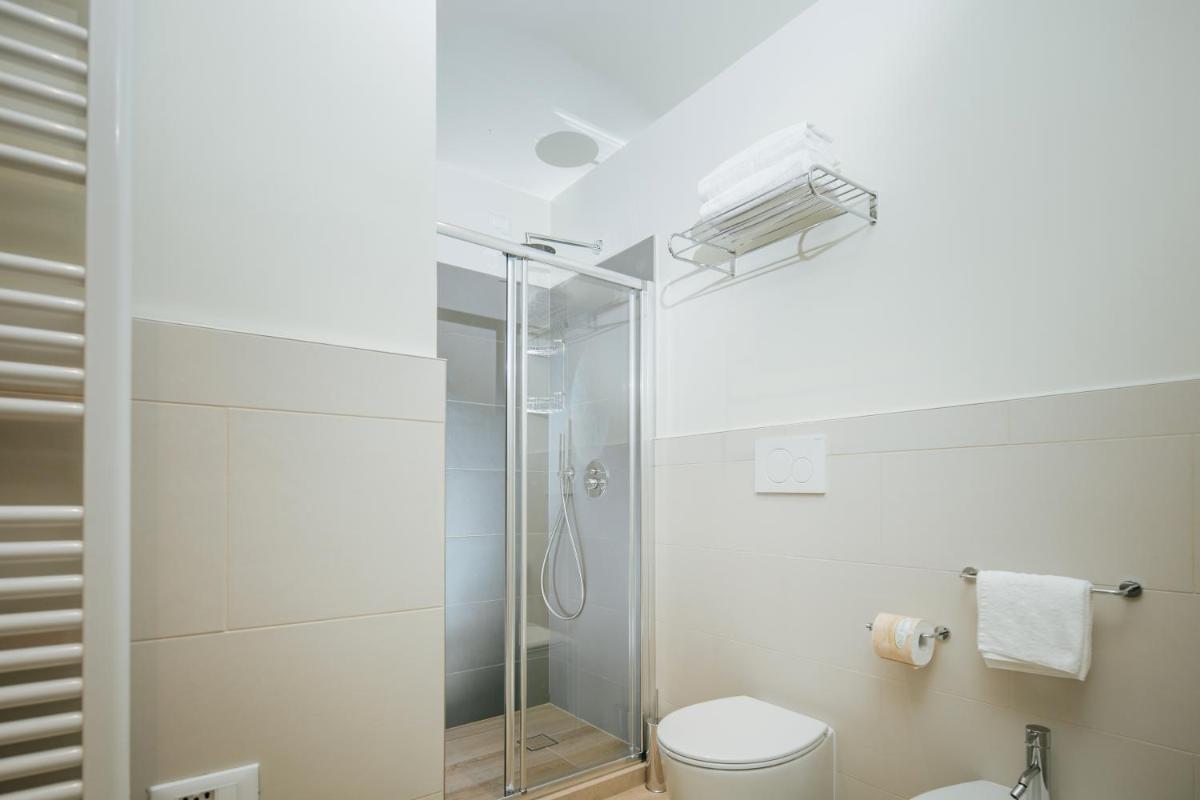 Aparthotel Touring - Housity