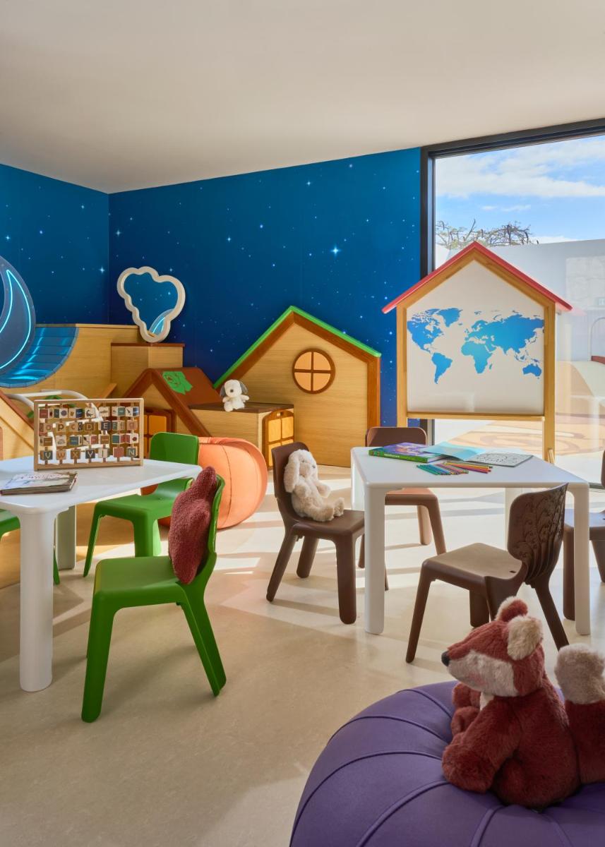 Club infantil en Royal Hideaway Corales Villas