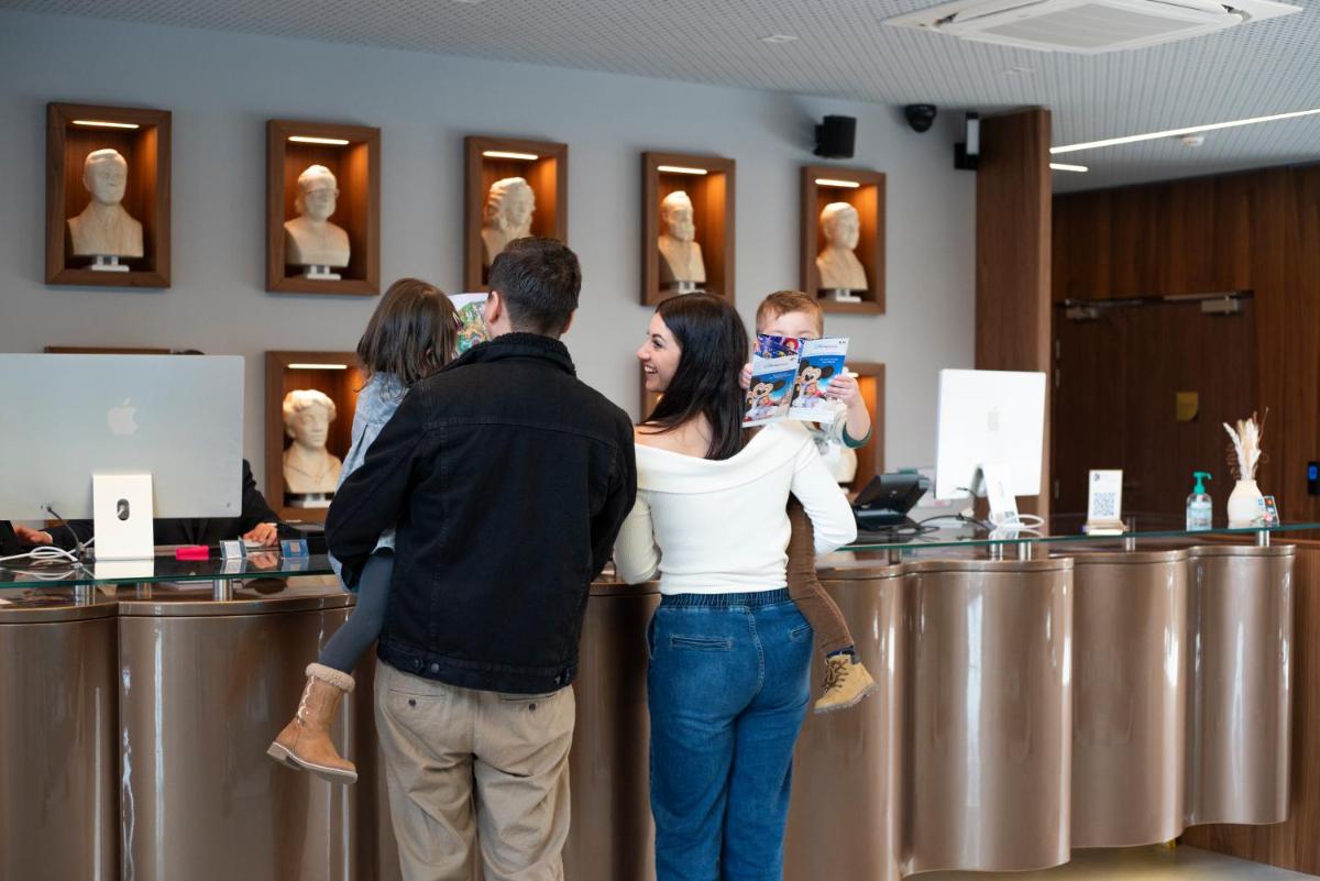 Clients de l'établissement Ki Space Hotel & Spa - near Disneyland Paris