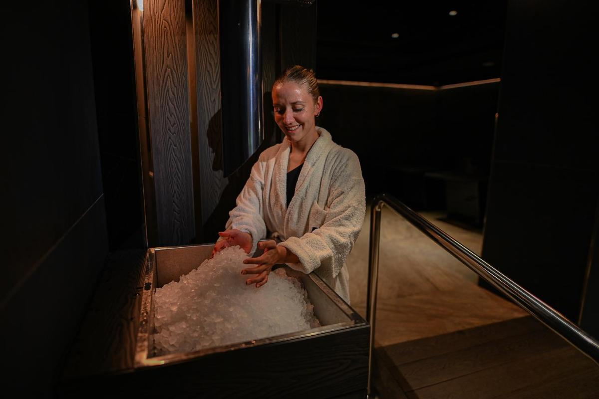 Clientes alojados en Silken Saaj Maar - Adults Only