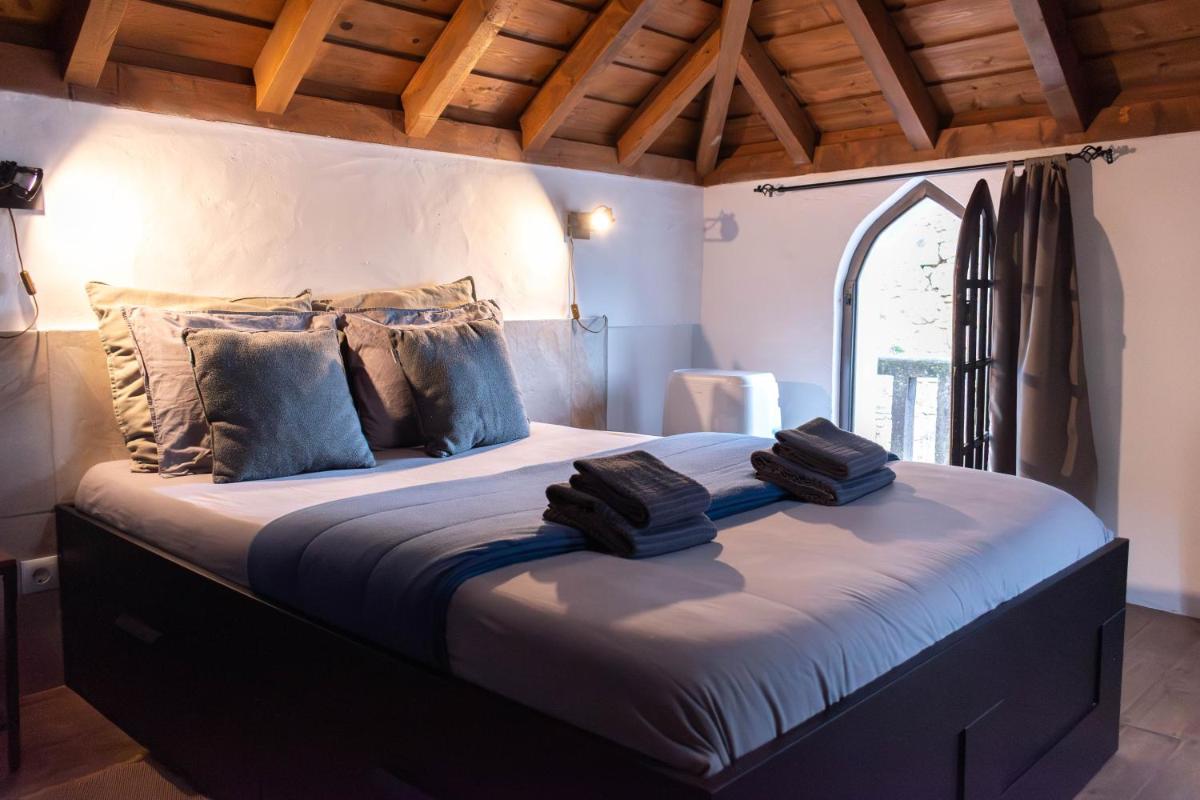 Casa Mourisca - Albino d'Óbidos - Housity