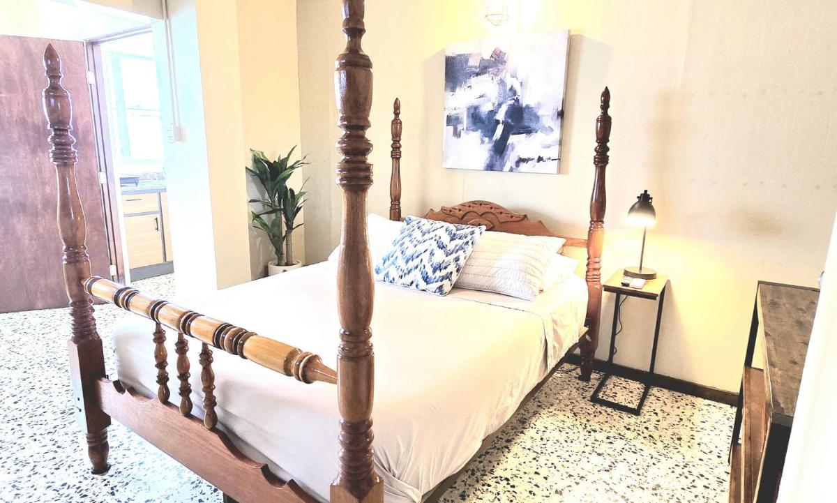 Jayuya Cozy Aparment with Wi-Fi, Free Parking and AC - Housity