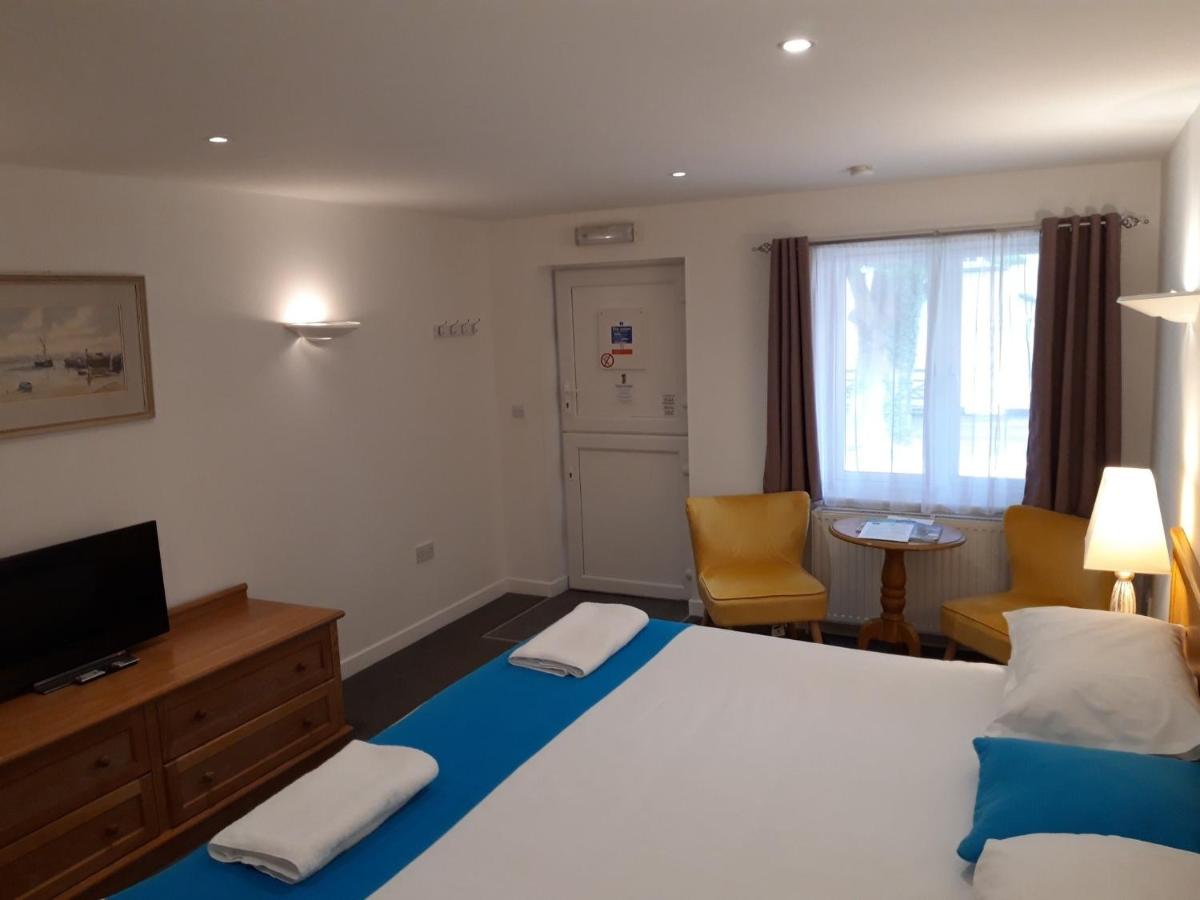 The Flying Fish Stables - Housity