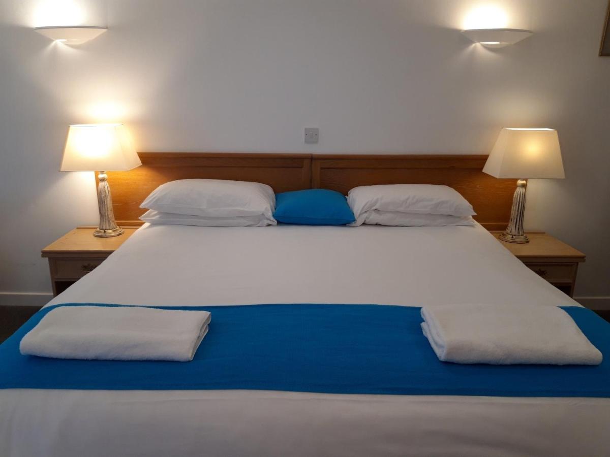 The Flying Fish Stables - Housity