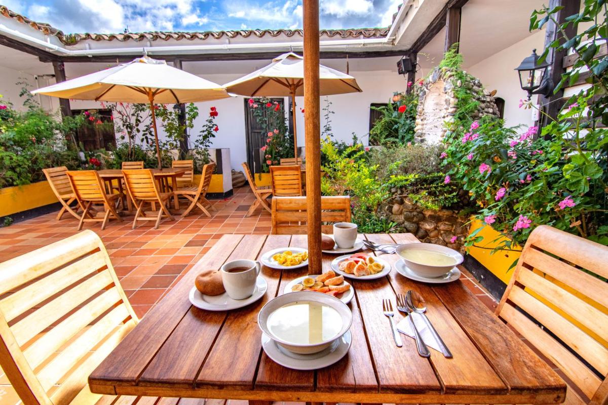 Hotel Casa del Colibri - Housity