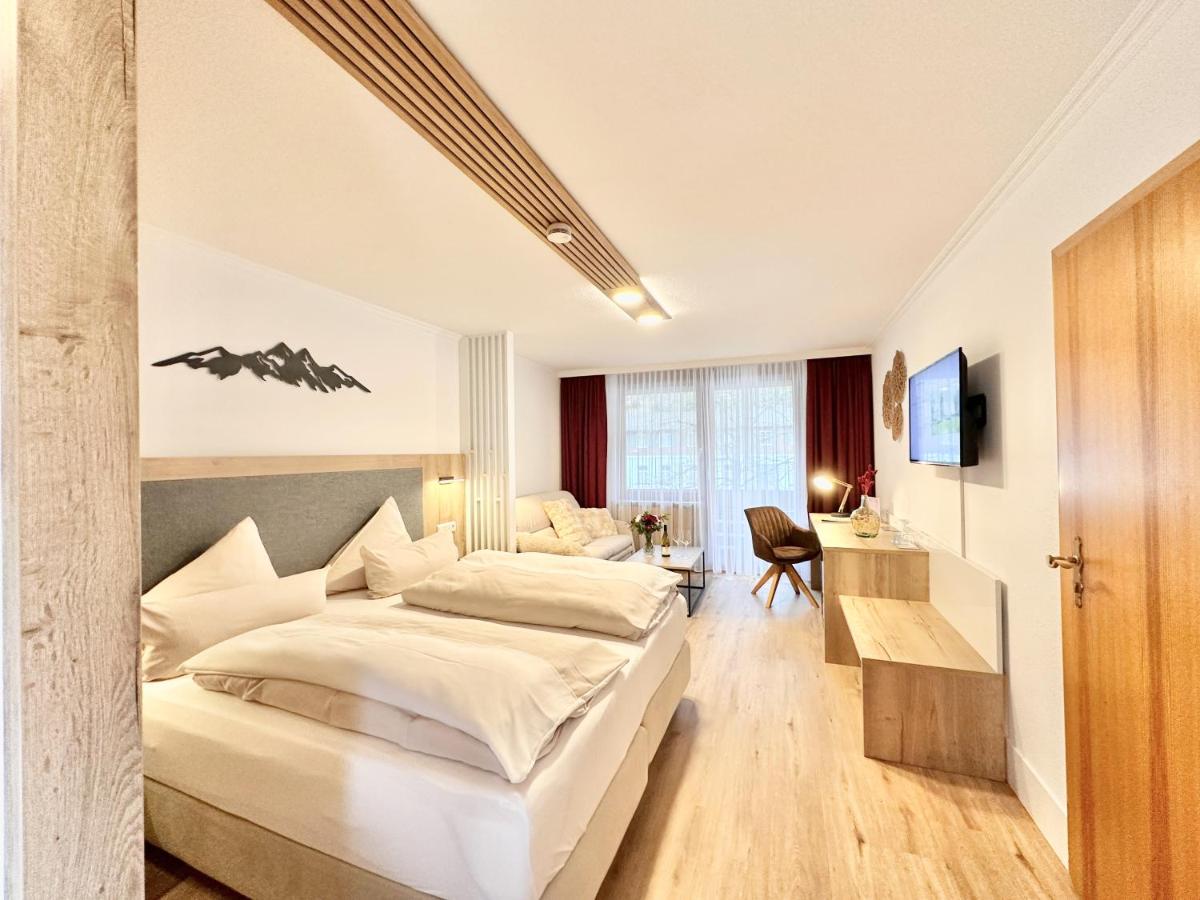 Yachthotel Chiemsee GmbH - Housity