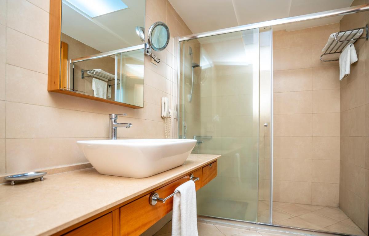 Anemon Kent Çiğli Otel - Housity