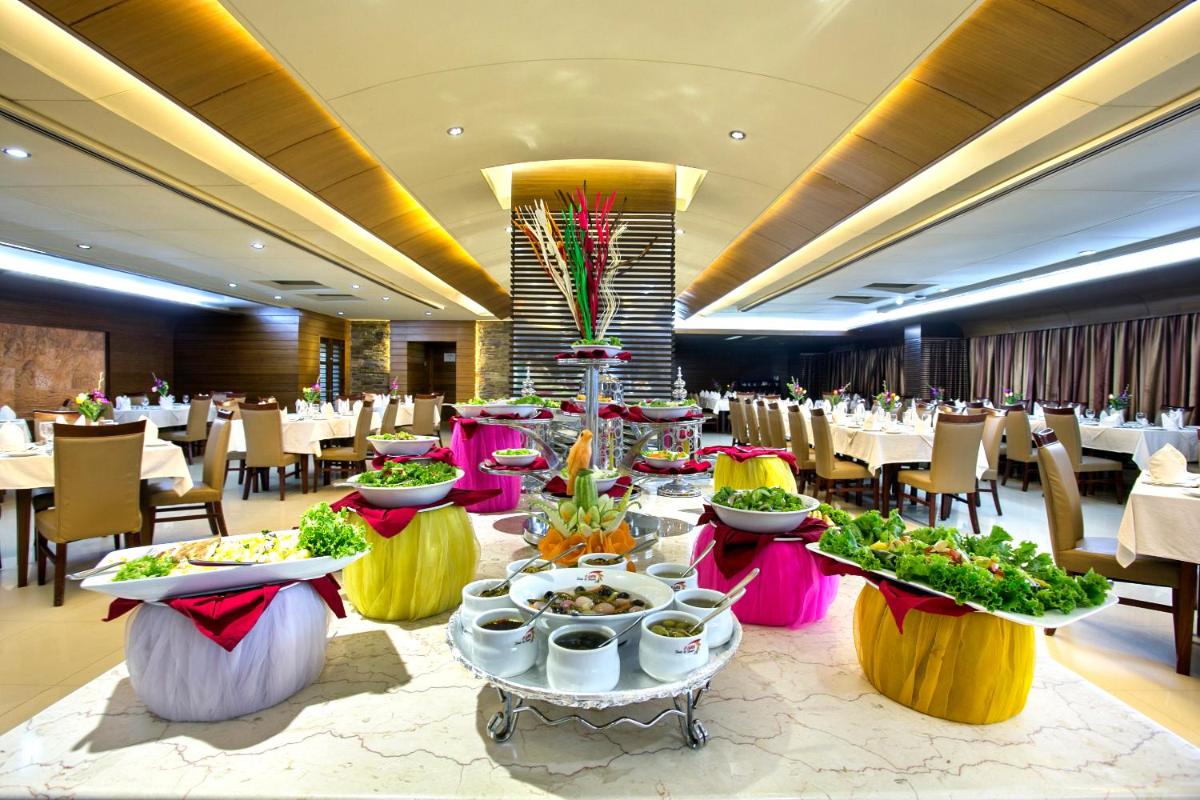 FARS Hotel & Resorts - BAR-Buffet-Pool-SPA - Housity